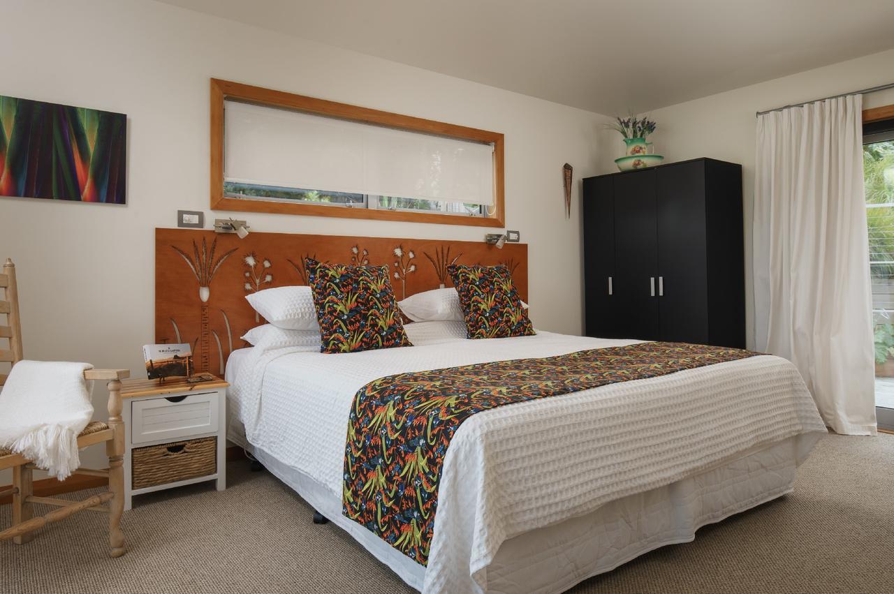 タイルア Paku Palms Bed & Breakfast エクステリア 写真